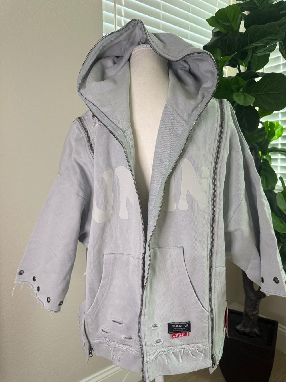 GUNZINII Streetwear Light Gray Hooded Jacket